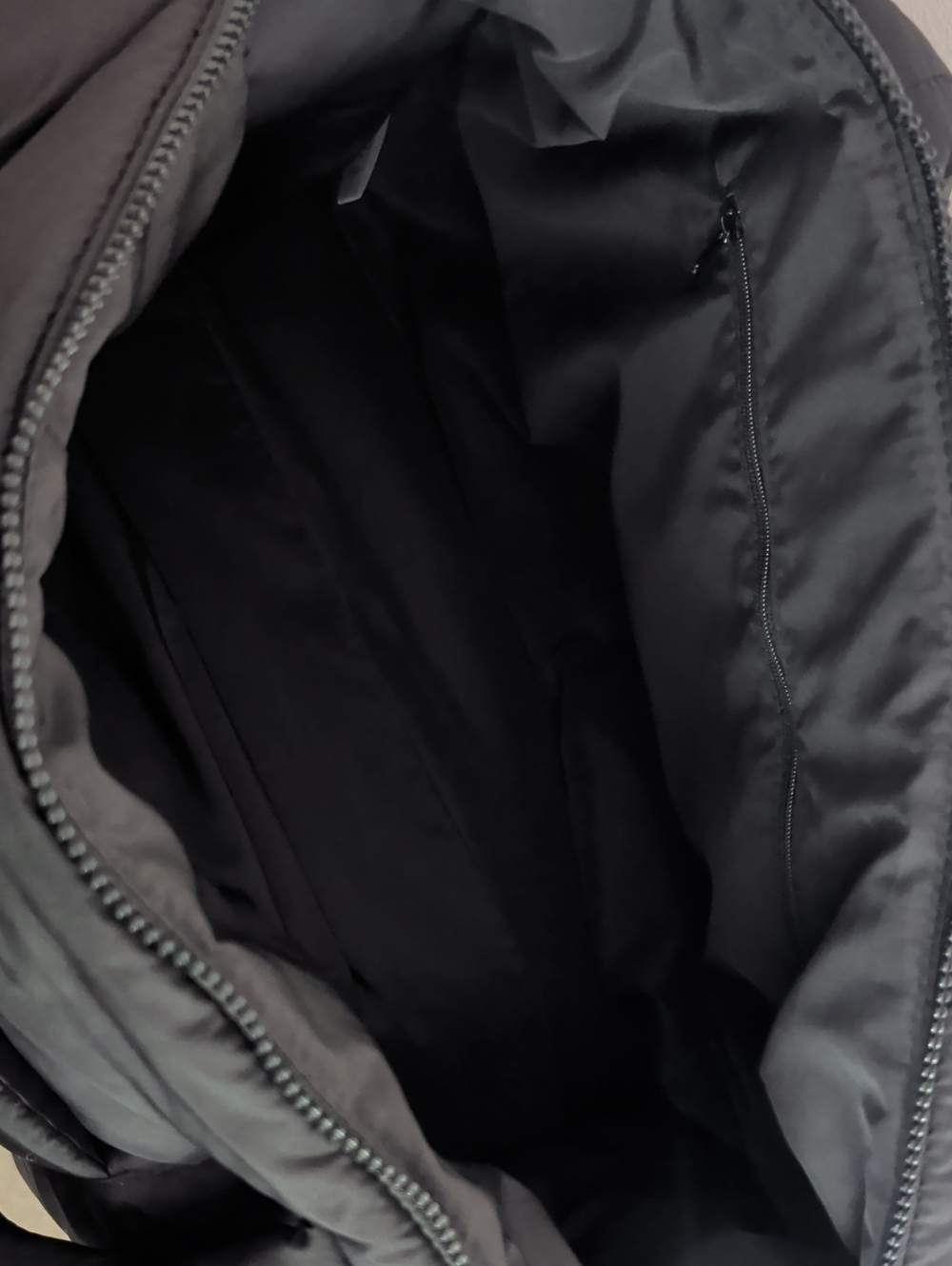 Wilo the Label  Multipocket Weekender Bag - Picture 12 of 14